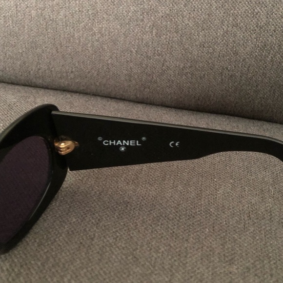 VINTAGE CHANEL GLASSES - Picture 6 of 7